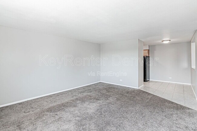 Building Photo - 1366 Garfield St