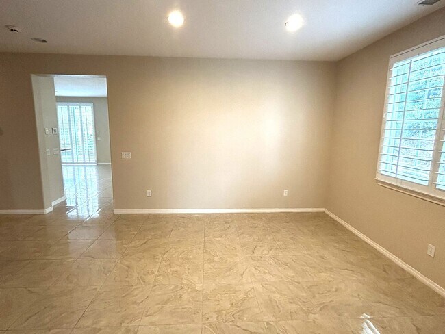 Building Photo - 3502 RAWLEY ST CORONA 92882 (5 BED / 3.5 B...