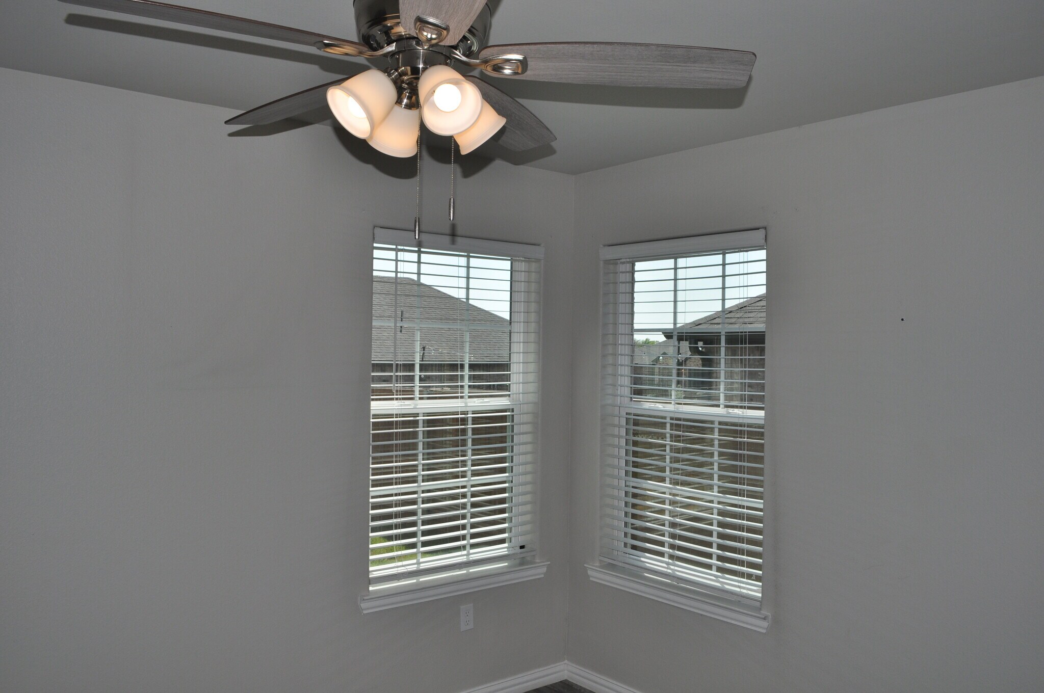 Building Photo - 118 Texoma Mdws