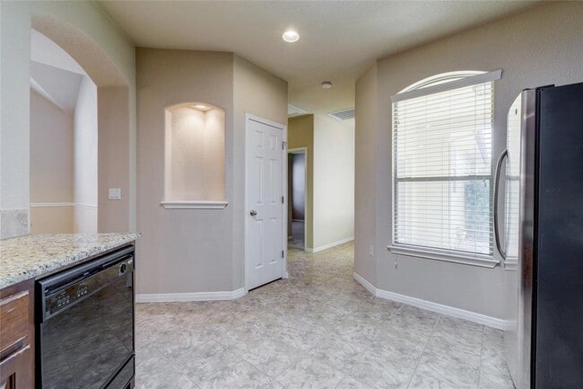 Building Photo - 14100 Avery Ranch Blvd
