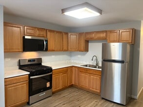 Building Photo - 2041 Jethro Ave