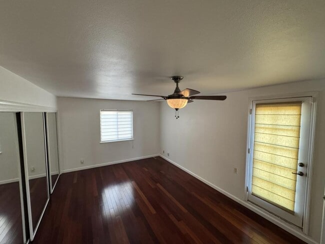 Building Photo - 47436 Fernald St