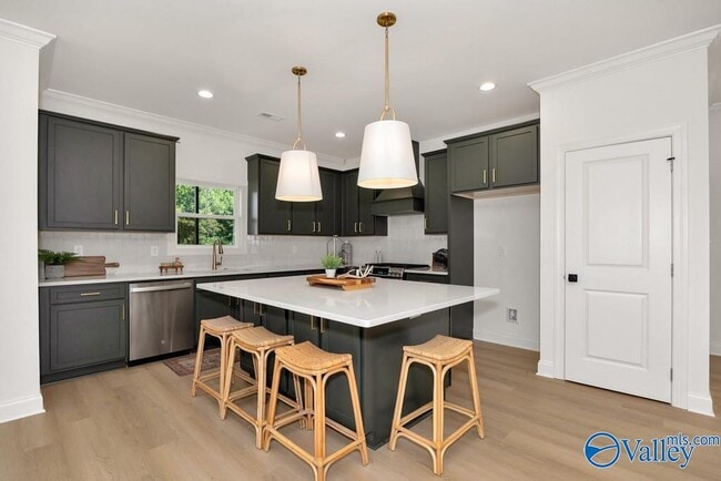 Building Photo - 101 Stenness Br