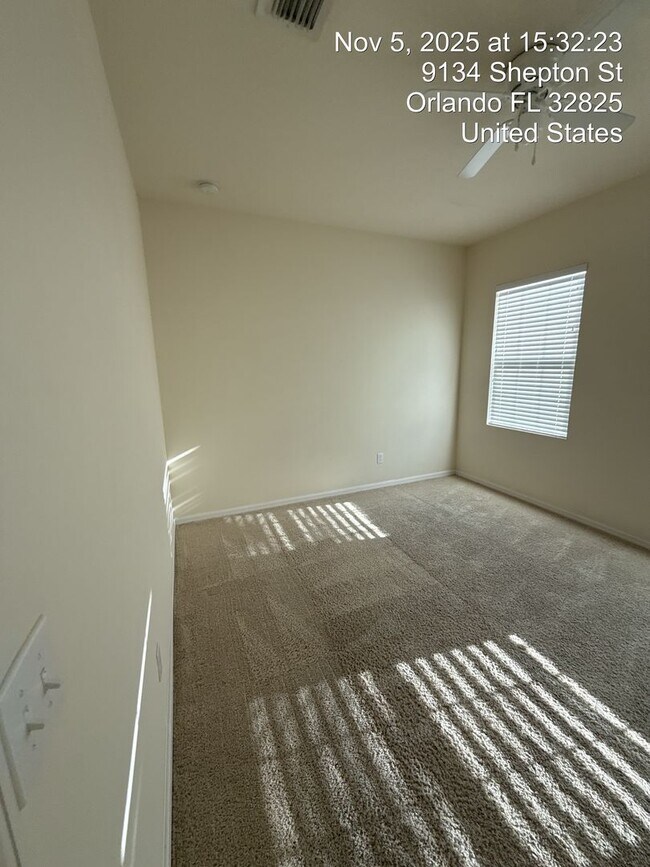 Building Photo - 9134 Shepton St