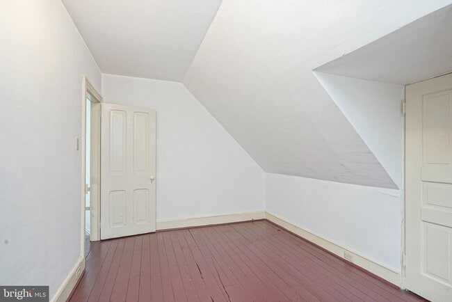 Building Photo - 315 Chestnut St