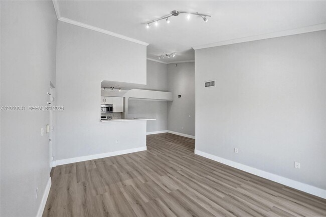Building Photo - 631 SW 111th Ln
