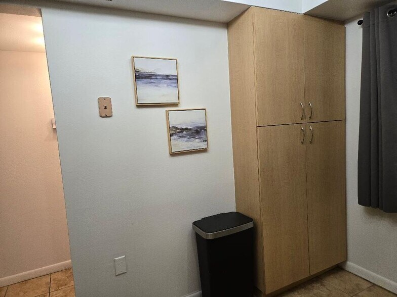 Building Photo - 4908 38th Way S