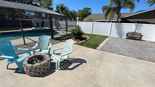 Building Photo - 753 Isleton Dr