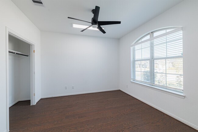 Building Photo - 31319 Horseshoe Meadow Bend Ln