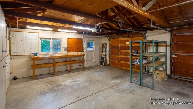 Building Photo - 16000 Greenwood Rd