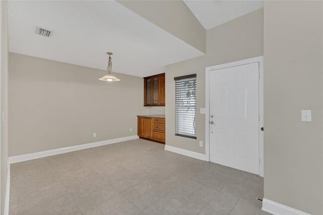 Building Photo - 1052 Dees Dr