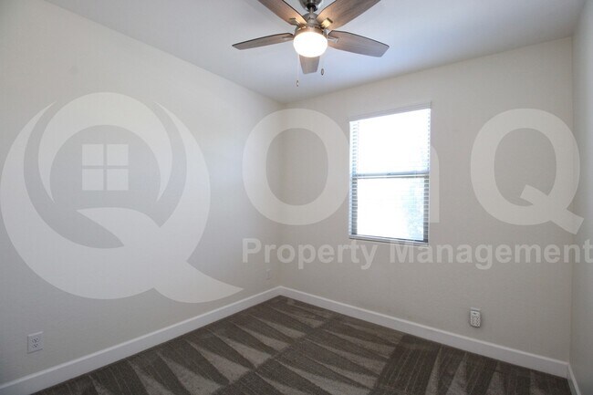 Building Photo - 8221 E Jerome Ave