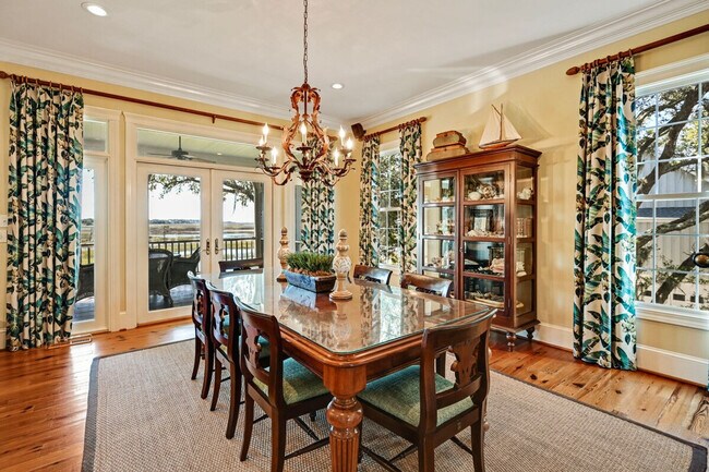 Building Photo - 3482 Luvan Blvd