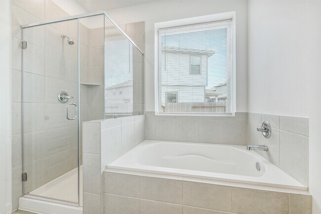 Building Photo - 2734 Pheasant Hl Ct