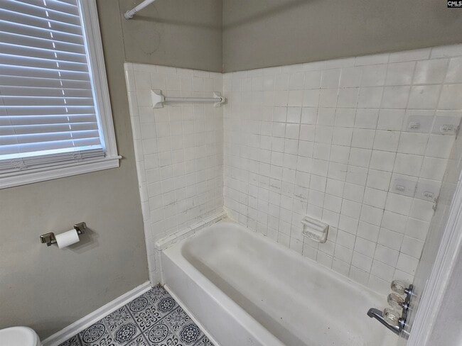 Building Photo - 10 Cinda Leigh Ct