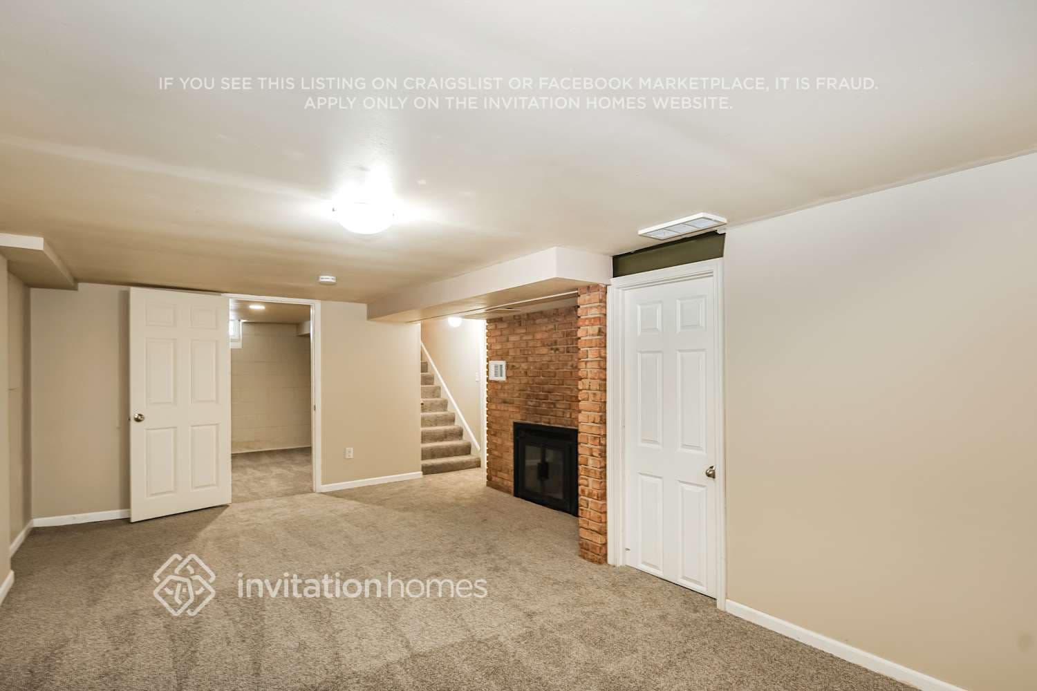 Building Photo - 1160 Kennard St N