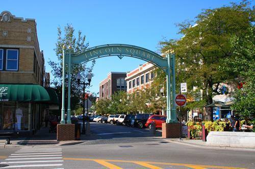 Building Photo - 4747 N Virginia Ave