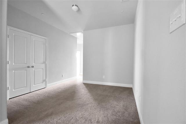 Building Photo - 6262 Rainbow Valley Pl