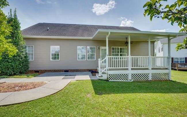 Building Photo - 205 Rockingham Meadows Dr