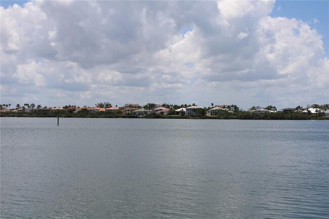 Building Photo - 3810 Gulf of Mexico Dr
