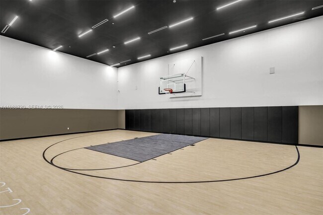 Building Photo - 225 N Miami Ave