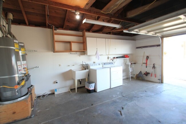 Building Photo - SanLuisProperties