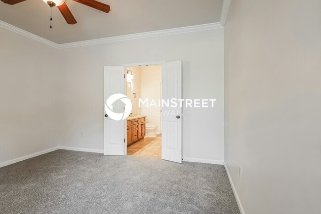 Building Photo - 3 Bedroom Pet-Friendly Home in CHELSEA, AL with Main Street Renewal