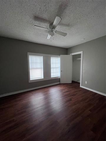 Building Photo - 2923 Azle Ave