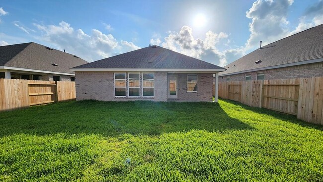 Building Photo - 6426 Seafoam Lake Dr