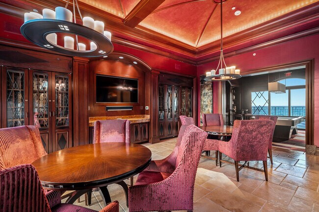 Building Photo - 5310 N Ocean Dr