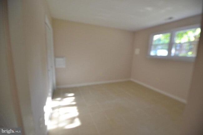 Building Photo - 6173 Green Hollow Ct
