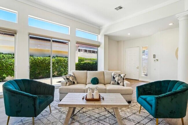 Building Photo - 75294 St Andrews Ct