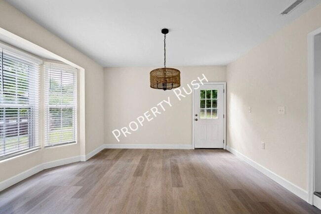 Building Photo - 321 Whitmire Cir