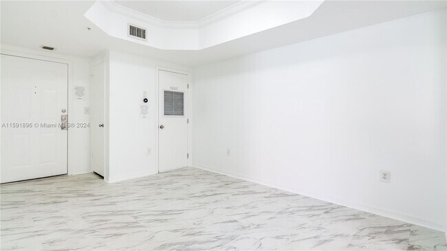 Building Photo - 215 SW 117th Terrace