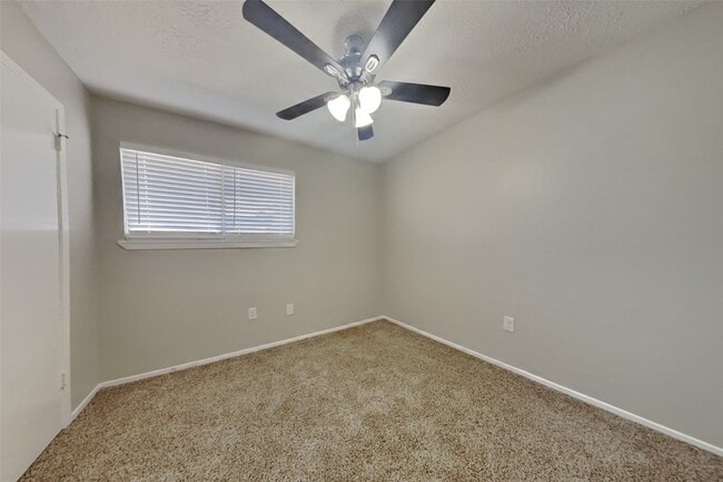 Building Photo - 14126 Barrone Dr