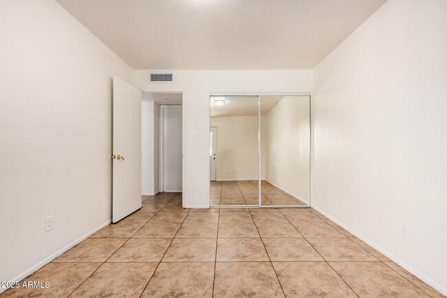 Building Photo - 14009 N 49th Ave