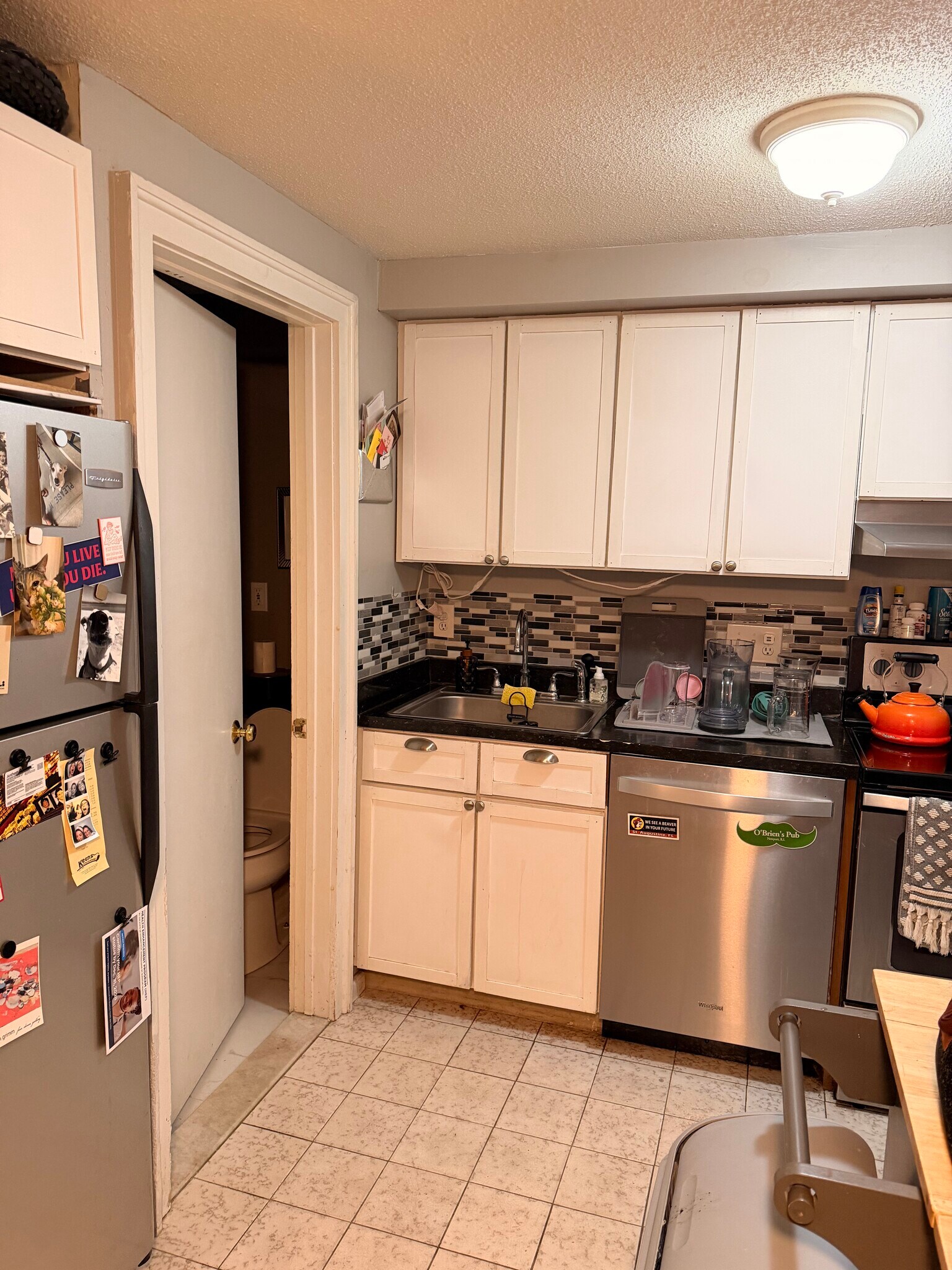 Kitchen - 211 E Main St