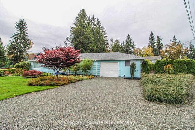 Building Photo - 1202 44th St SE