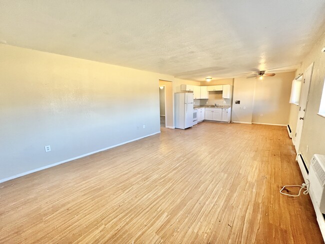 Experience the freedom of open-concept living in this airy and bright space. - 1690 Eaton