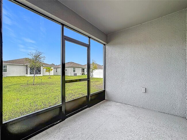 Building Photo - 5817 Arboretum St