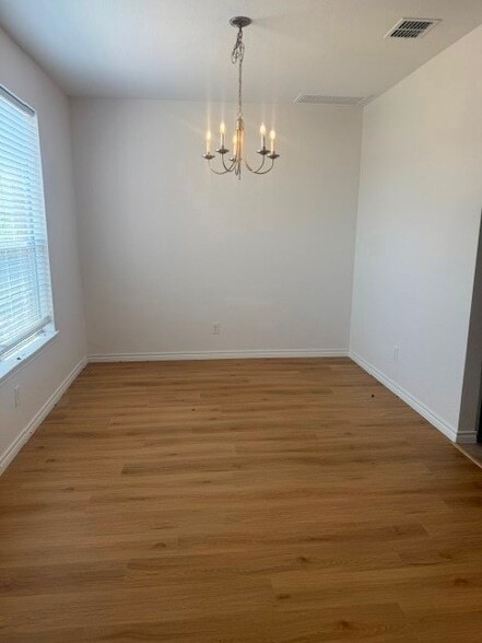 Building Photo - 2021 Brook Meadow Dr