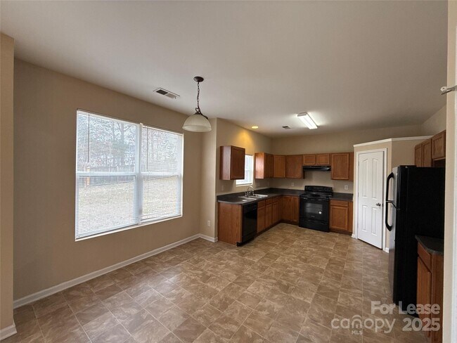 Building Photo - 13802 Plowdon Ct