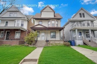 Building Photo - 700 Hopkins St