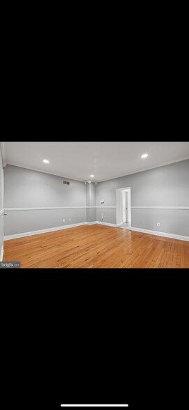 Building Photo - 116 Dawson St