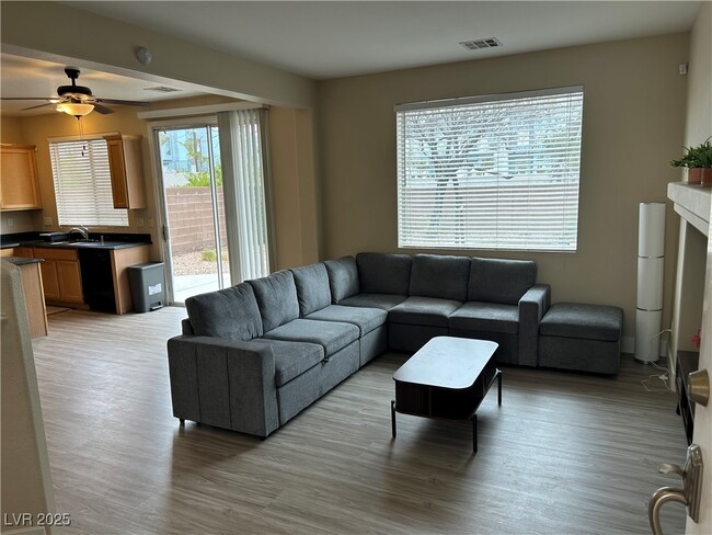 Building Photo - 10106 San Gervasio Ave