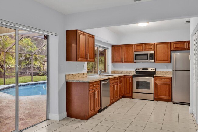 Building Photo - 8445 SW 147th St