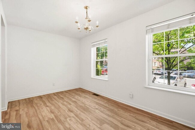 Building Photo - 9101 Bronze Bell Cir