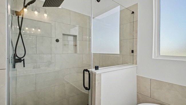 Building Photo - 2802 Tierwester St