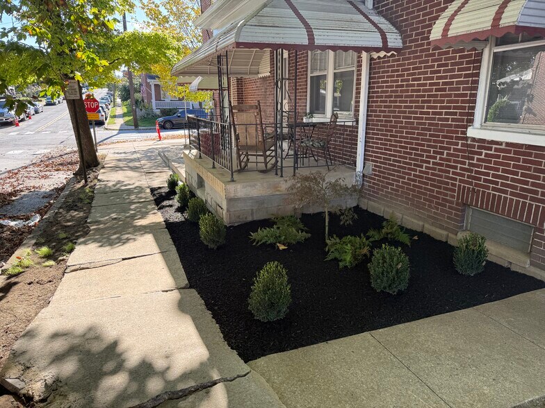 Exterior (Updated) - 81 S Pearl St