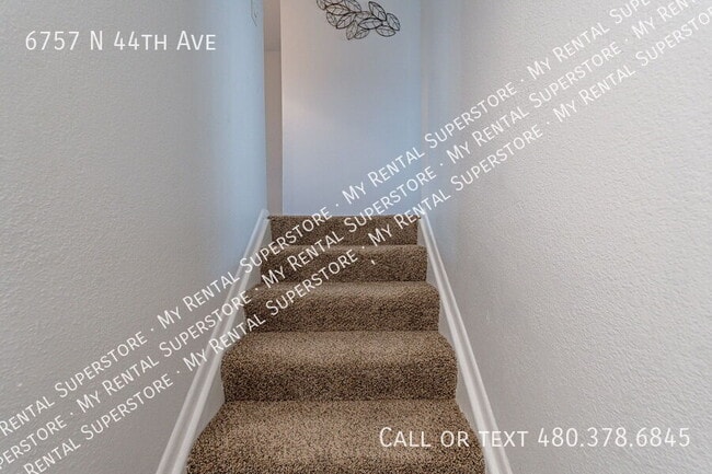 Building Photo - 6757 N 44th Ave